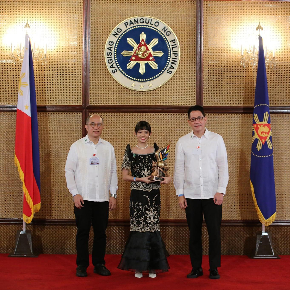 Read more about the article Filipina student photo wins big in UK tilt, earns NCCA Ani ng Dangal