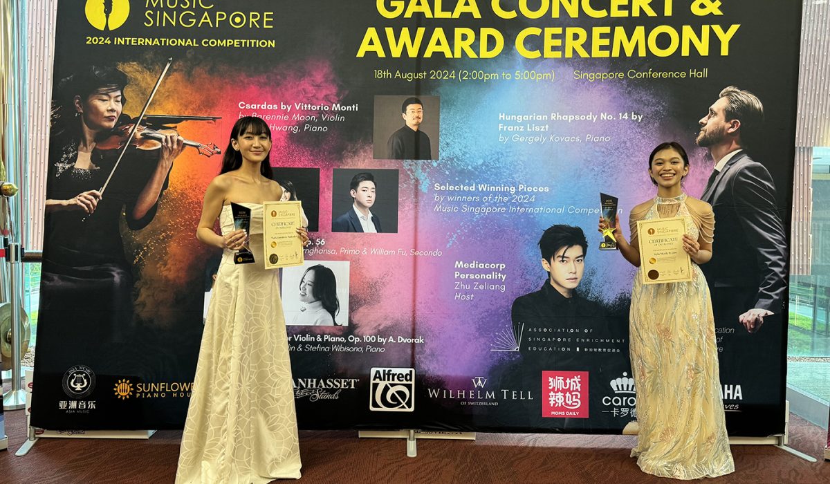 Celebratory Echoes in Singapore (L-R) Janizales - 2nd Prize, Lim - 1st Prize