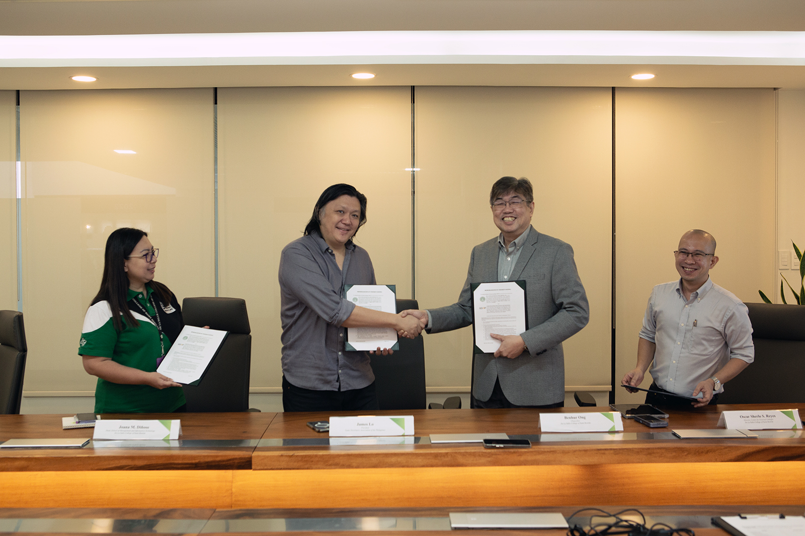 Read more about the article New Collaboration Secured After Benilde Signs MOU with Game Developers Association of the Philippines